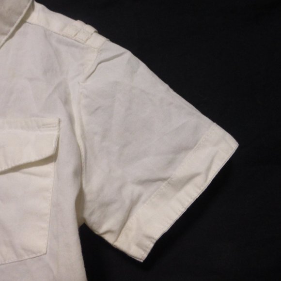 GUESS, full snap button front short sleeve shirt, Live The Moment print on back - Picture 4 of 12